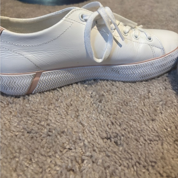 Lacoste White Sneakers Classic Canvas Comfort - Picture 5 of 8